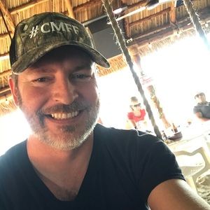 Meet your Posher, Chad